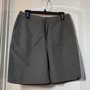 Royal Robbins Womens Green Outdoor Hiking Shorts Size 10 G-1163
